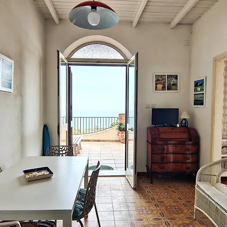 Costa Azzurra Apartment Cefalu