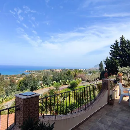Costa Azzurra Apartment Cefalu