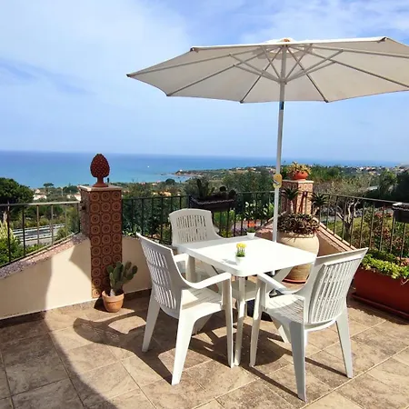 Costa Azzurra Apartment Cefalu